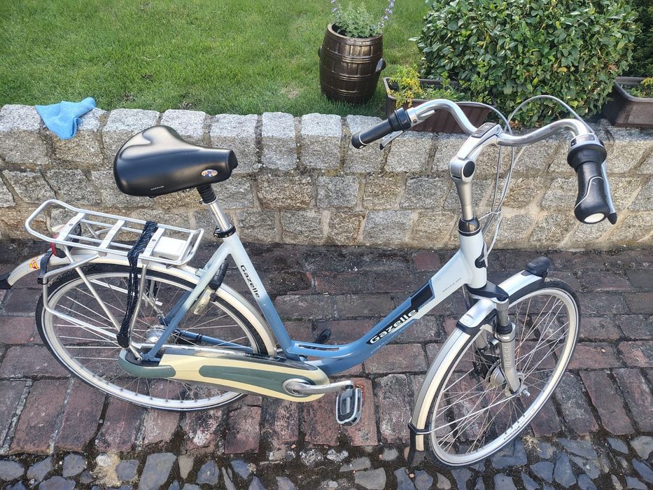 Rower gazelle niebiesko kremowy