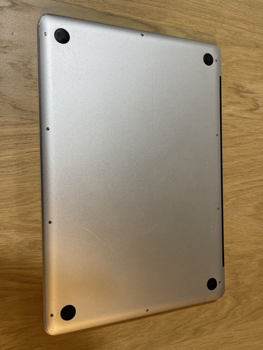 Macbook Pro 15 - 8gb 1tb