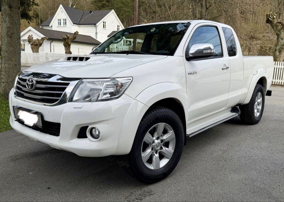 Toyota 2.5 D4D king cab