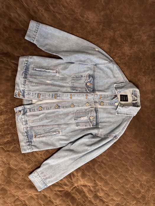 Джинсовий піджак Bershka