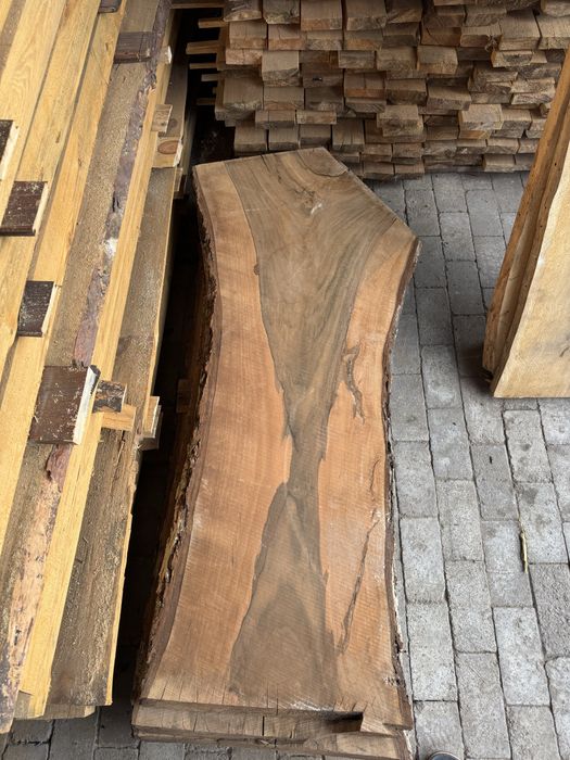 Продам слебы доска необрезная дуб, ясень, орех, акация