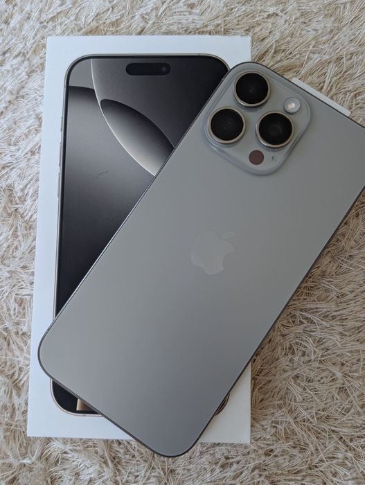 iPhone 16 Pro Max 256GB Natural Titanium