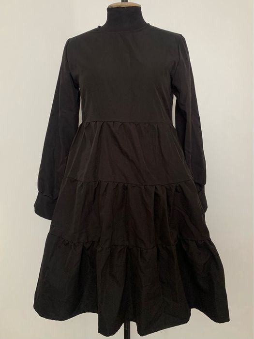 Чорне довге платя