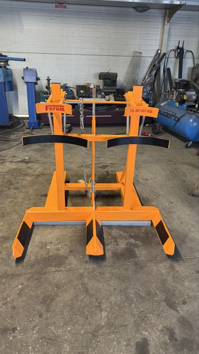 Automatyczny chwytak do beczek 220 litrow