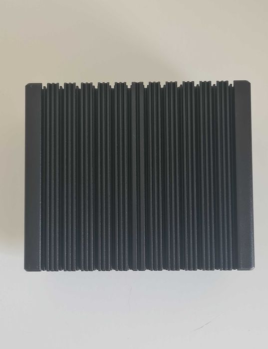 Firewall Fanless Industrial (16GB RAM, 120SSD, 4x Intel)