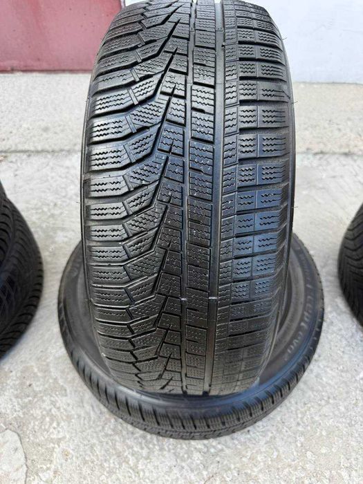 Шини б/у 225/50 17 Hankook