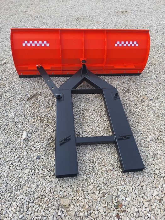 Pług do śniegu do paleciaka widlaka wózka widłowego