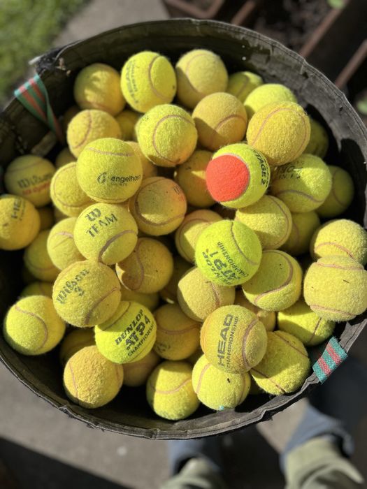 Pilki do tenisa ziemnego