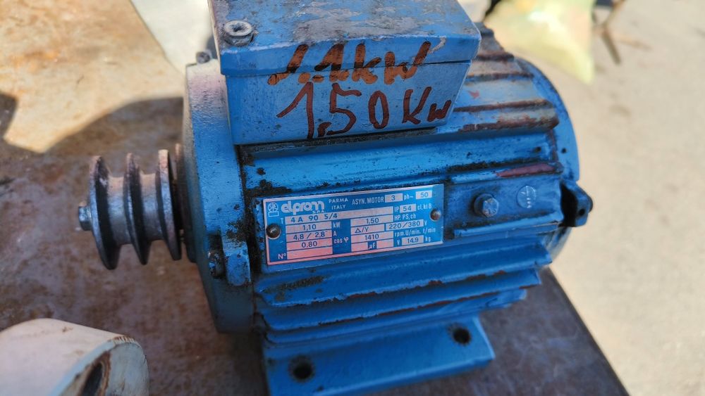 Silnik elektryczny reduktor