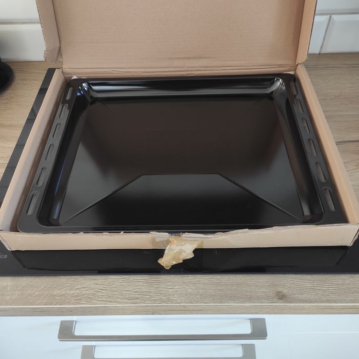 Blacha i kratka do piekarnika