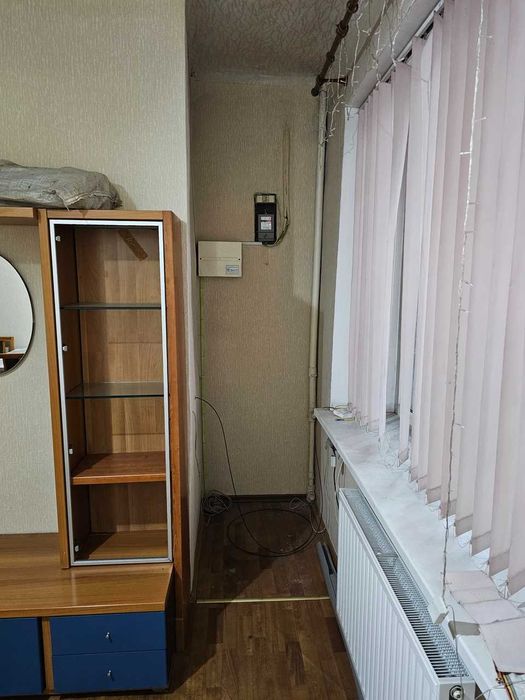 Продам квартиру на пр. Нигояна. Сталинка! Газ. котел! Отдельный вход!