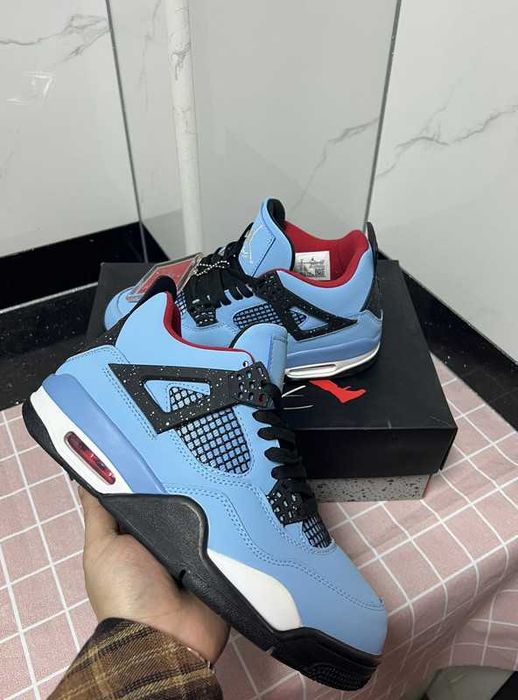 Jordan 4 Retro Travis Scott Cactus Jack R.40