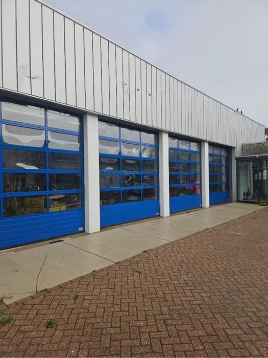 Brama segmentowa 3.35 szerokości 3.45 wysokości