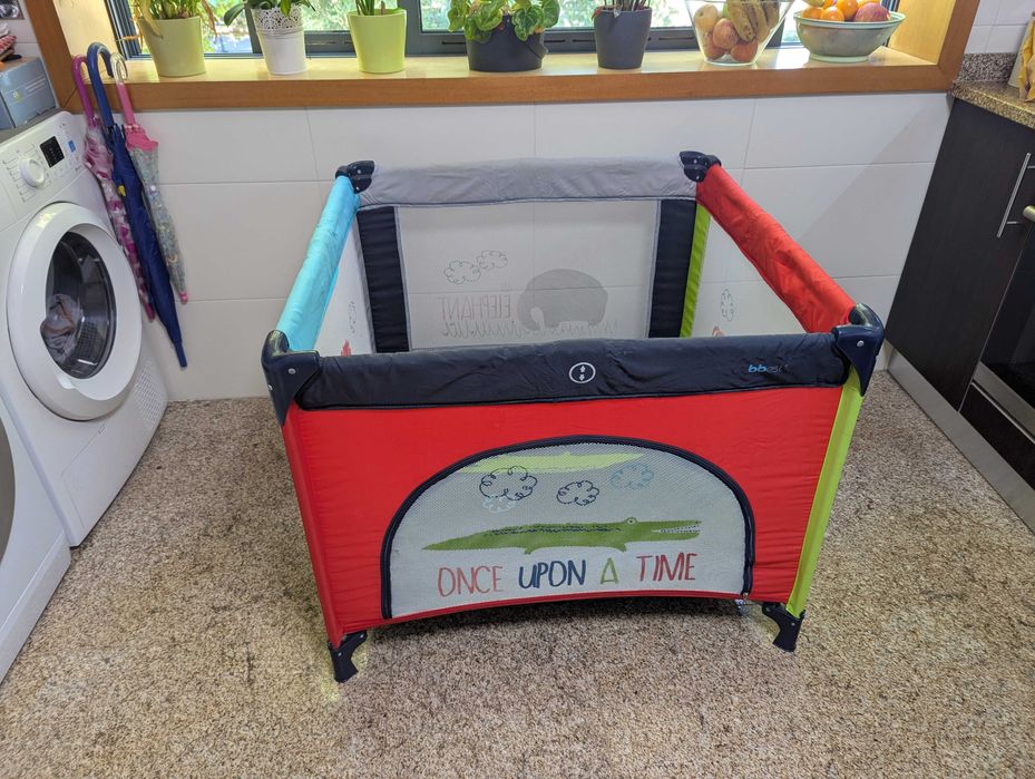 Parque infantil quadrado BBest