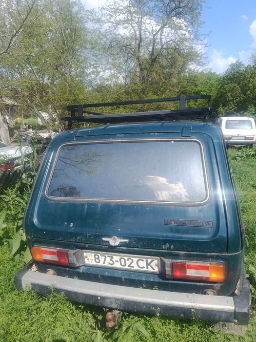 Автомобіль Ніва ваз 2121