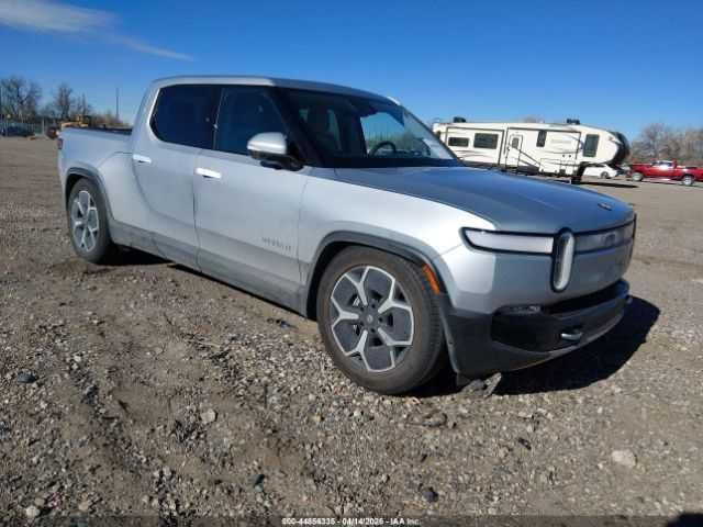 Rivian R1T Adventure 2023!