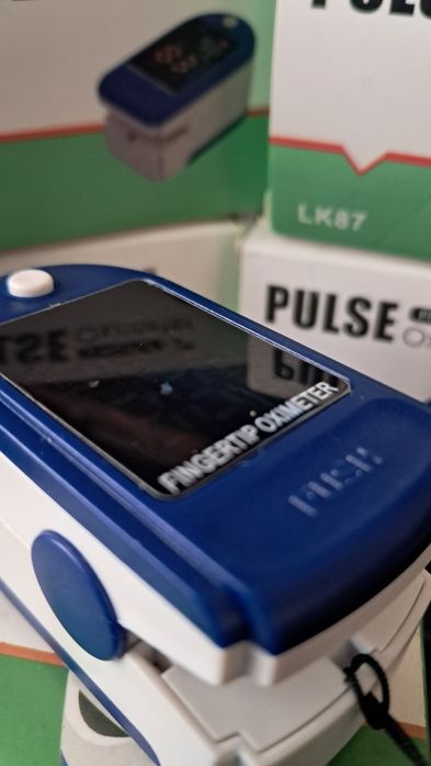 Oxímetro novo e embalado