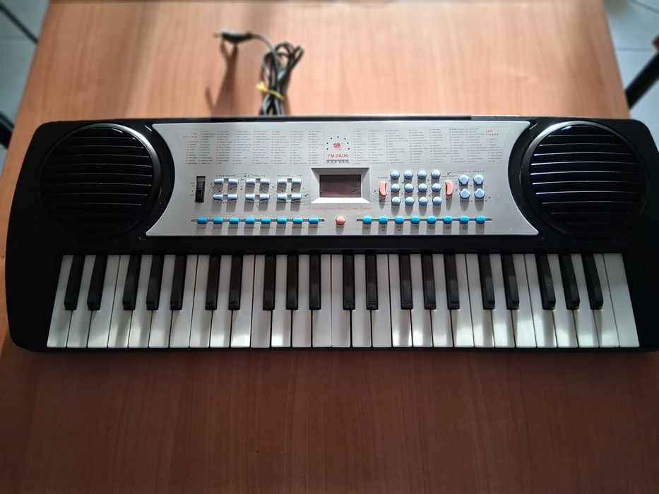 órgão Modelo YM-2600