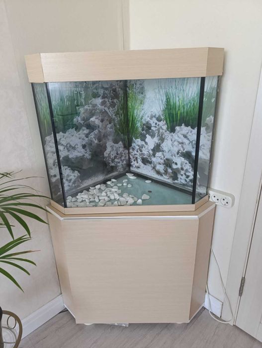 Продам аквариум 80л