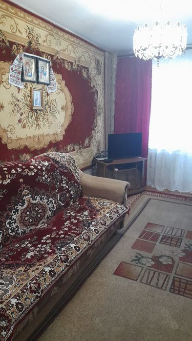 ЗДАМ двух кімнату  квартиру вул. Крошинська