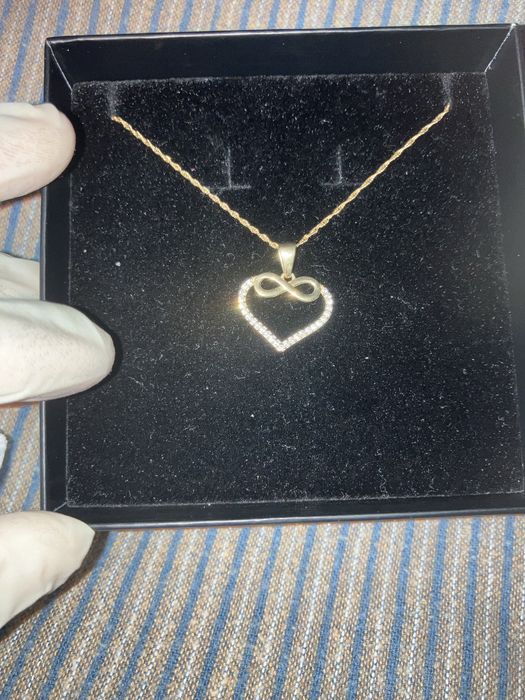 Colar de Ouro com pingente