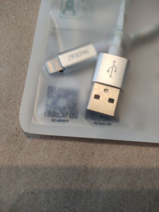 Кабель передачі даних iPhone