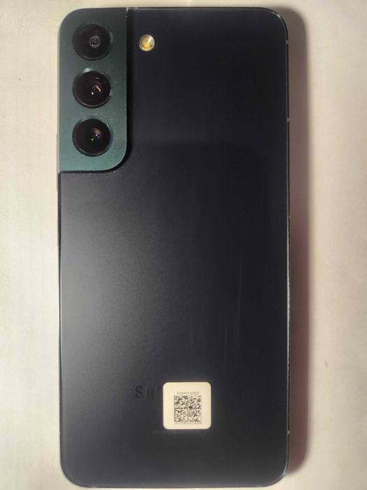 Samsung S22 5G 8/256 в ИДЕАЛЬНОМ состоянии 6,1" Qualcomm SM8450 Snapdragon 8 Android 16