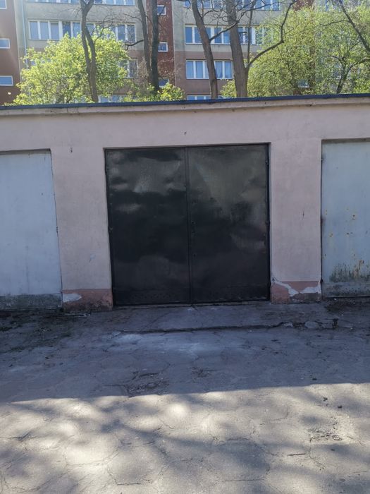 Garaż -Szczecin, Cyryla i Metodego