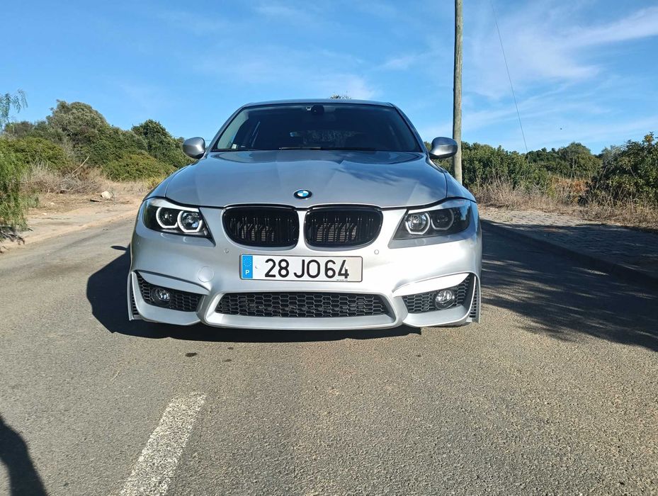 BMW 318d touring pack m