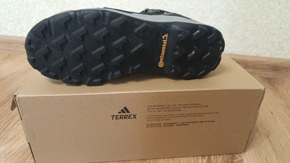 Дитячі черевики adidas TERREX MID GTX (оригінал)