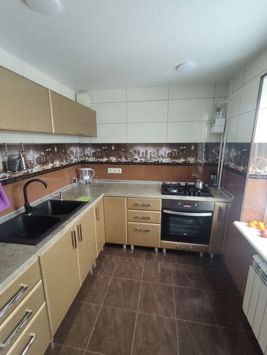 Продам 3х кім. квартиру з ремонтом, меблями та технікою Хортицький р-н