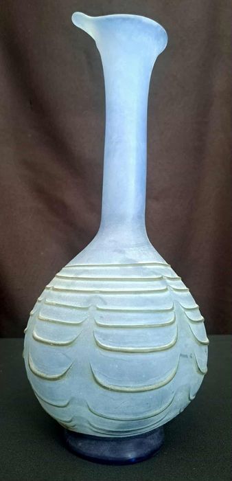 Jarro de vidro antigo