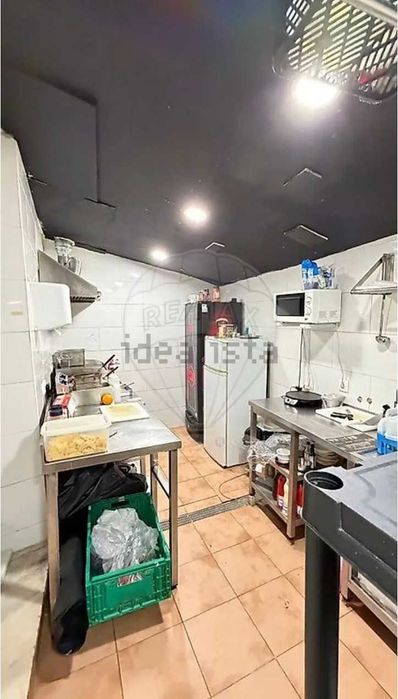Trespasse de Restaurante e Bar com 120m2 na Ericeira