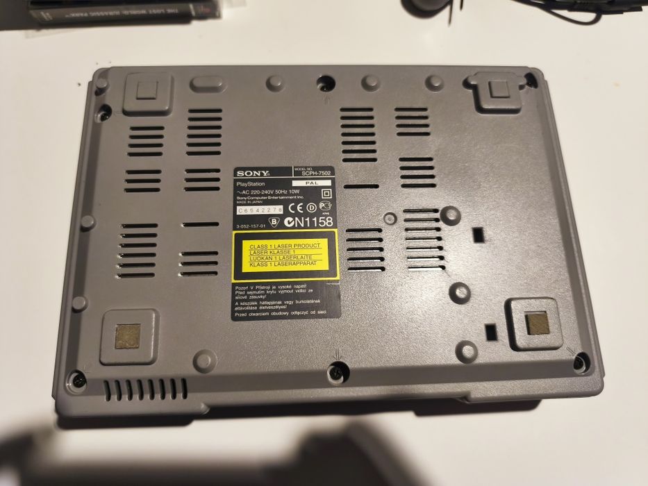 Sony PlayStation 1, Pad analog, 4 gry, pełne okablowanie