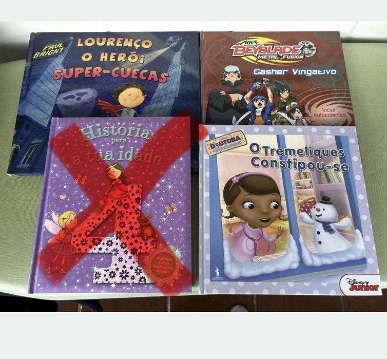 Livros infantis variados