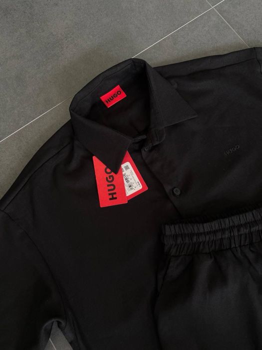Чоловічий костюм з льону Hugo Boss