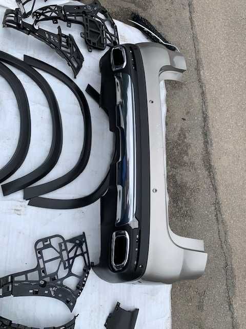 MERCEDES GLS W167 Zderzak Tył Ładny