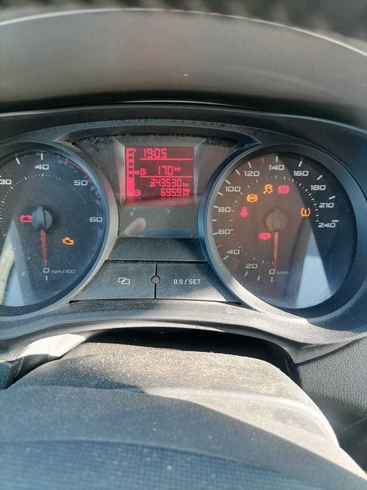 ibiza 1.6 tdi - 2010 - 6j