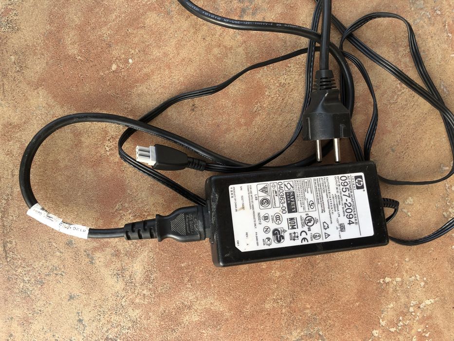 Ładowarka HP sprawna