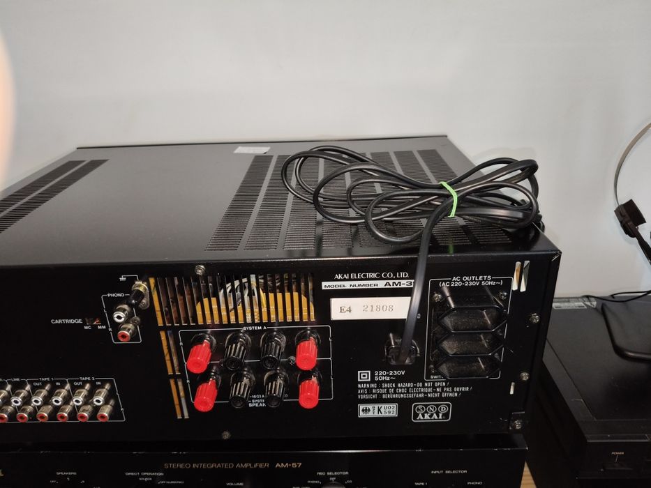 Wzmacniacz Akai AM 39