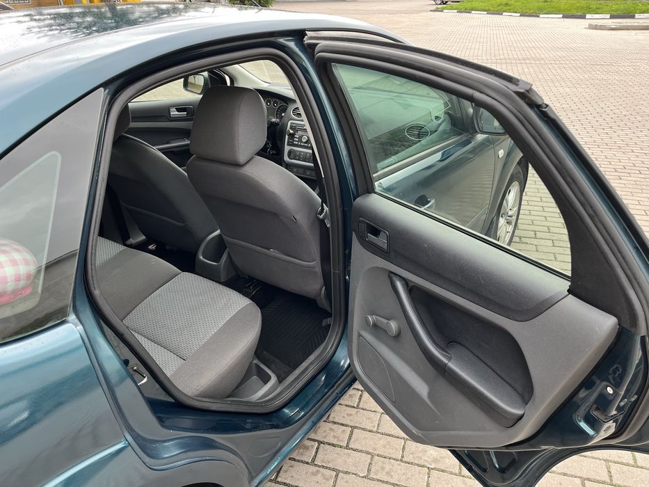Продам FORD FOCUS 1,6 газ/бензин