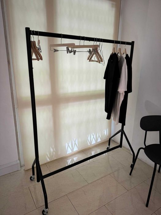 Coat Rack hold multiple coats