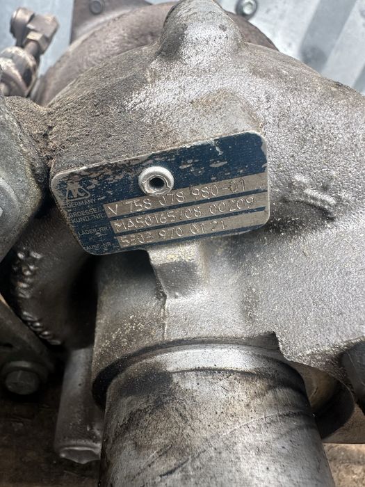 Турбіна 9809028780 1.6 V758078980 бензин Пежо 3008, 5008, Партнер