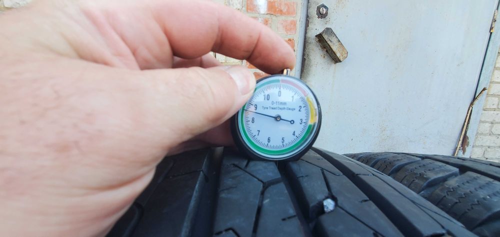 Розпаровки 205 65 R16C  Conti VancoWinter-2