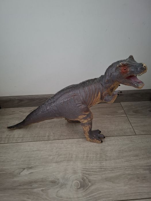 Dinozaur duży gumowy Smyk