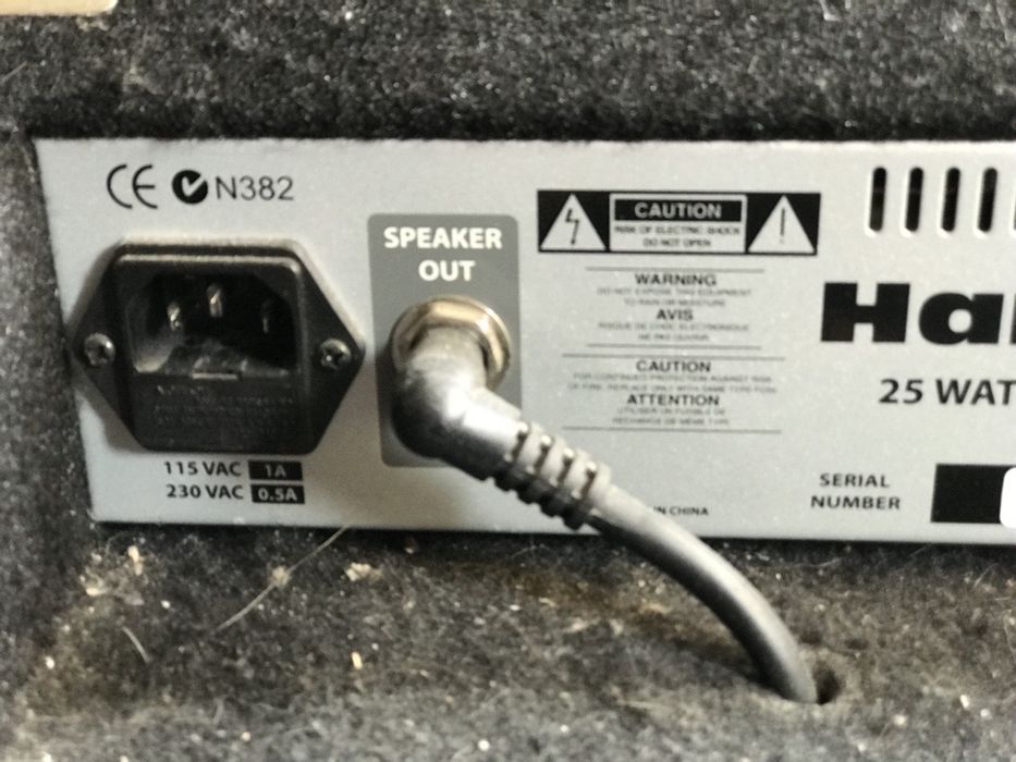 Басовий комбопідсилювач Hartke A 25 25 Watt Bass Amplifier ТОРГ