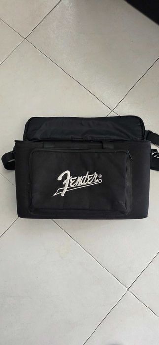 Fender Rumble 200 V3