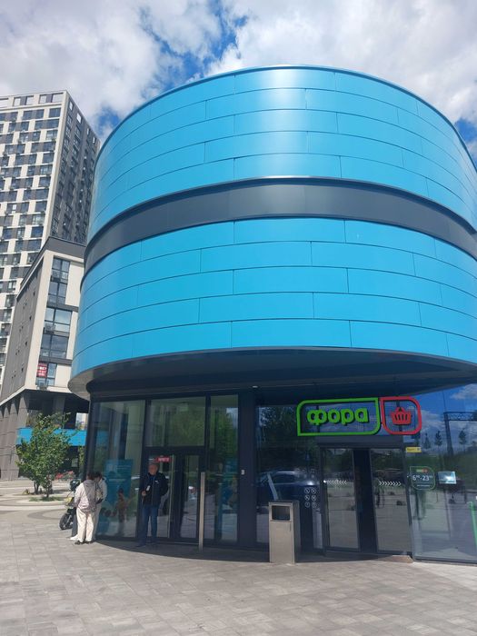 Продам шикарную 3 ком.квартиру по ул.Заречная 2/1, ЖК Славутич, ВИДОВАЯ!