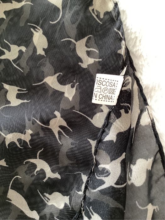 Nowa chustka czarna szal w koty