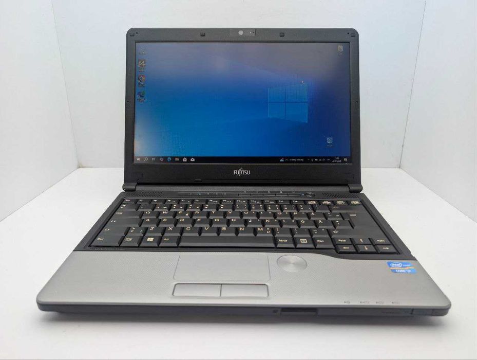 Fujitsu S792 Intel i7-3612QM Ram:8gb HDD:640Gb Intel HD Graphics 13.3